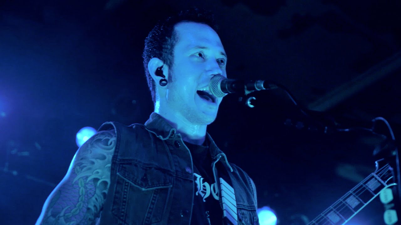 Trivium - Through Blood And Dirt And Bone [OFFICIAL VIDEO] - YouTube