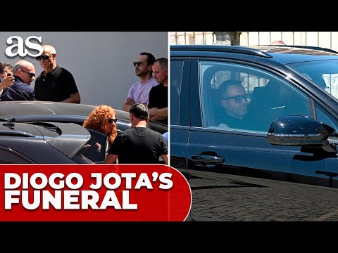 JORGE MENDES and DIOGO JOTA'S PARENTS DEEPLY MOVED at the FUNERAL