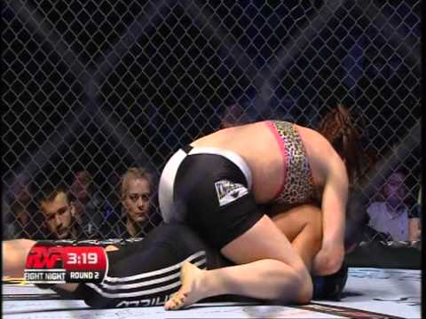 Crazy MMA Girls Fight - Diana Belbita vs Renata Cseh-Lantos