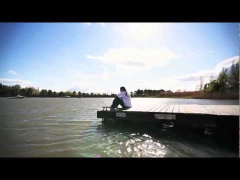 OmegaStyle - Solo un minuto HD