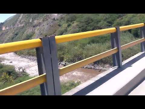 #TURISMO. Puente sobre el Río Mira en la provincia del Carchi.
