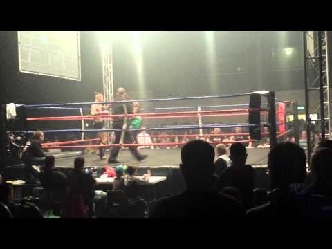 Eamon Deane vs Randy mboyo .5