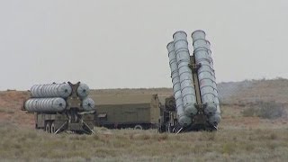 preview picture of video 'Des missiles S-300 en action en Russie'