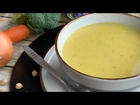 Delicious Broccoli and chickpeas soup