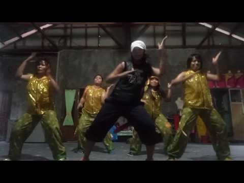 Zumba " Zumbalo By LMento feat. Emigrante-Zin 63 -Choreo by Chenci