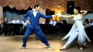 Juan Carlos Martinez y Nora Witanowski bailan en El Abrazo 3/4