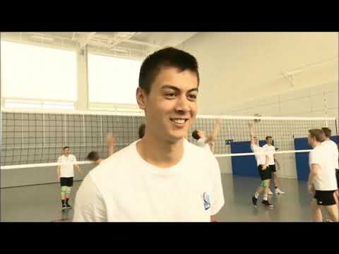 Julian Hoyer wants to become a professional volleyball player