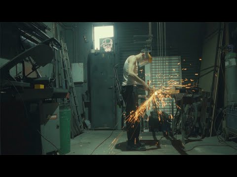 @marioloscodigos - Si Piensas En Mí (Video Oficial)