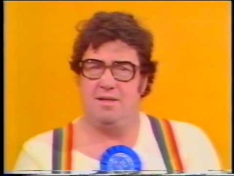 Frank Carson on Tiswas - The classic Laughing Bit!