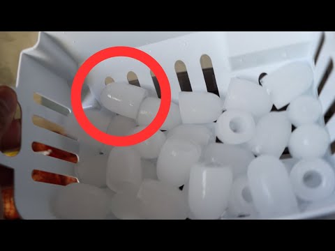 This Epic Frigidaire Countertop Ice Maker from Amazon is Amazing - 26lbs Per Day....