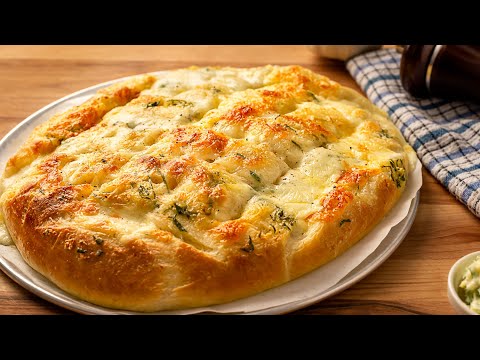 Garlic Mozzarella Bread Recipe for Beginners (How to Make Cheesy Garlic Bread at Home)