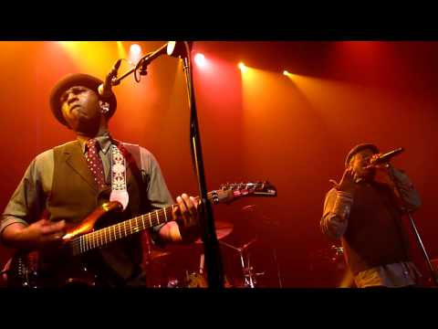 Living Colour  -  "Memories can't wait"  -  Live in Chicago  -  4/11/2013.