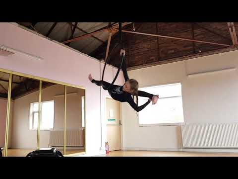 Ellie-jayne Fabiani Aerial hoop Flex UK studio- Spiderman routine