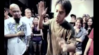 FlipTop - Datu VS Cameltoe pt. 1