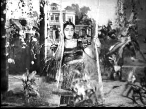 "Kenek Kohendo" - Latha Walpola (Sukumali, 1957)