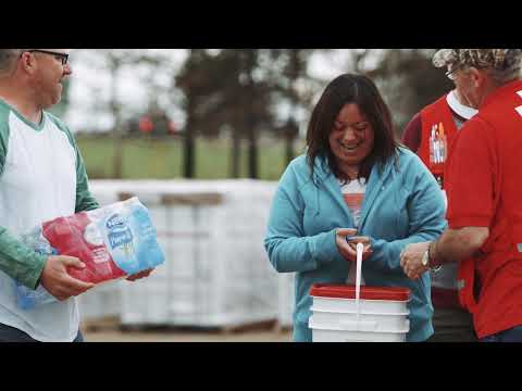 How the Canadian Red Cross and Walmart Canada helped Lois get back on her feet