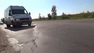 preview picture of video 'Провал дороги у моста через р. Тосна г. Никольское'