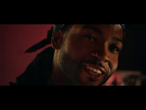 Major Lazer   Run Up feat PARTYNEXTDOOR  Nicki Minaj Official Music Video