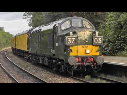 37605/37059 6k73 flasks and 37057 at Arnside, 24th August 2016 THRASH !!