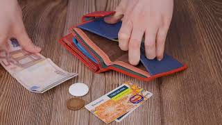 Жіночий вертикальний компактний гаманець із натуральної шкіри ST Leather 19437 червоний