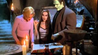 The Munsters' Scary Little Christmas - Trailer