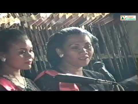 KUTUT MANGGUNG. Gayeng Penonton Heboh. Mbak Rusyati Sinden Andalan Ki Anom Suroto. Rec 2002