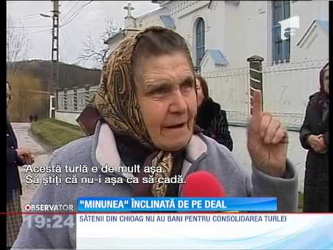 Turla bisericii din satul bihorean Chioag a început sa semene cu celebrul Turn din Pisa