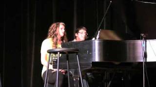 Nick Anderson, Emma Maglier perform Journey's "Faithfully"