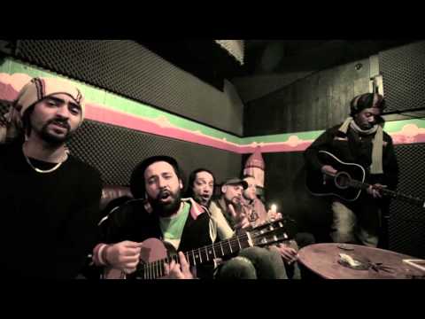 Ras Daniel feat. Aki & Stor - Maktspel (officiell video)