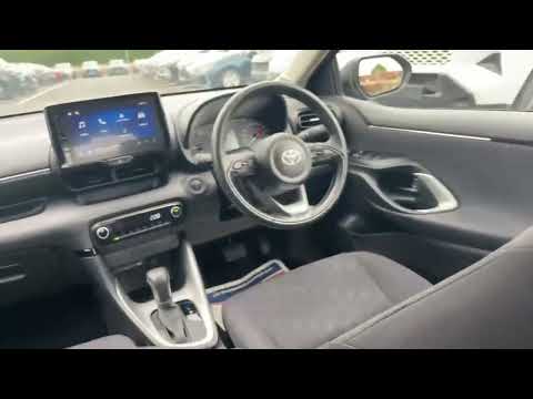 Toyota Yaris *ORIGINAL IRISH CAR* HEV LUNA 4DR A - Image 2