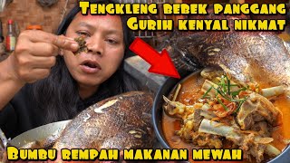Download lagu Duck Tongseng in Spicy Broth with Spices mp3 Download lagu Duck Tongseng in Spicy Broth with Spices mp3