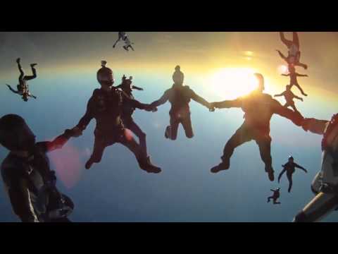 Crazy Horse  xtreme parachute jump