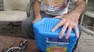Upcycle - Detergent bottle to oil change system
