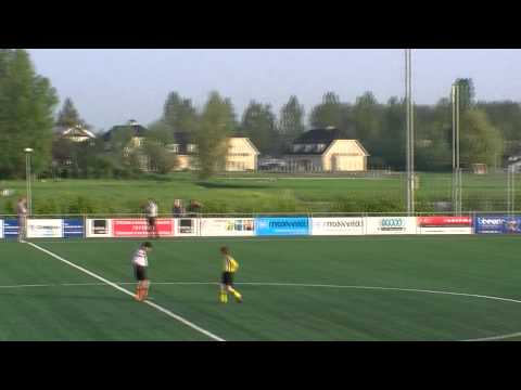 19-04-2011 Donk - Jodan Boys Oefenwedstrijd  gemengde E-teams/ deel 2