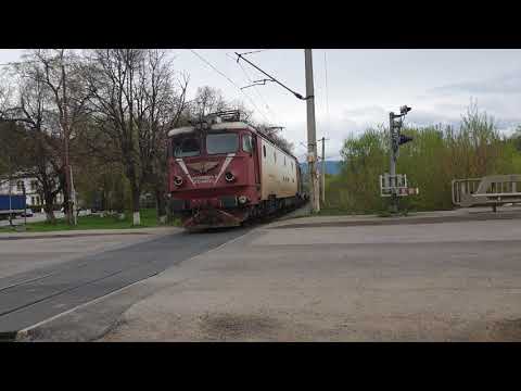 EA-078  a Depoului Cluj Napoca la tractiunea trenului IR-1831 Galati-Cluj Napoca