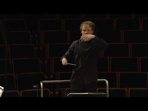 Finnegan Downie Dear conducts Mahler Symphony No.4, Mvt. 1 Thumbnail