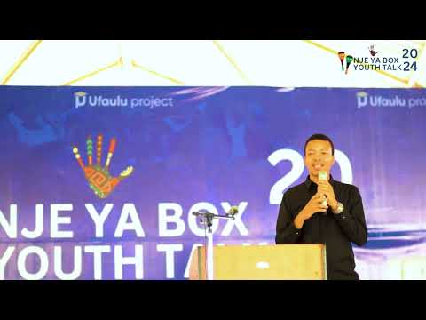 JORAM NKUMBI-Msikilize  Mlumbi akiwapa madini mamia ya vijana walioshiriki katika #NJEYABOXYOUTHTALK