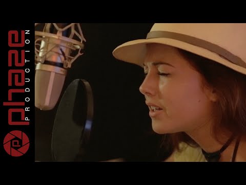 STUDIO LIVE SESSIONS - S01E31 - CAMILLE - JAMES BOND