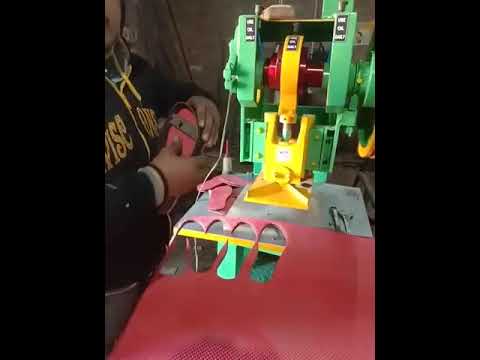 Semi Automatic Slipper Sole Cutting Machine