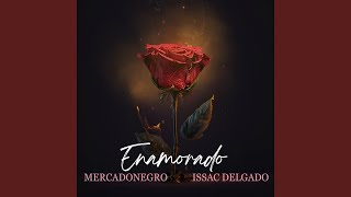 Kadr z teledysku Enamorado tekst piosenki Mercadonegro & Isaac Delgado