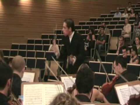 Beethoven: 4th Symphony - (I) Alegro Vivace (2/2) Conducted by Andre Lousada