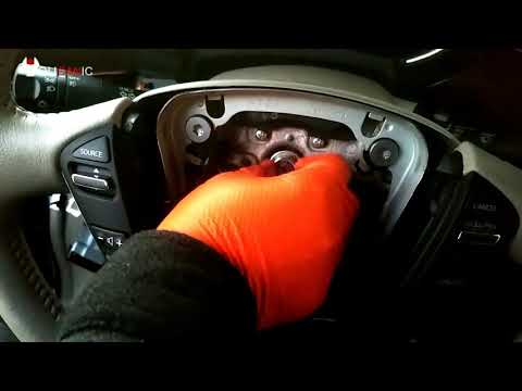 How to Replace a Steering Wheel in a 2011-2017 Nissan Quest