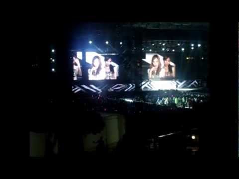Fancam 121123 SNSD   The Boys at SMTOWN Live World Tour III in Singapore
