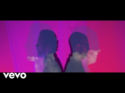 Astronomía Interior - Electricidad