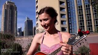 Lisa Hannigan Rooftop Concert- &#39;Lille&#39;, &#39;O&#39;Sleep&#39; &amp; &#39;Passenger&#39; - Live Music @ RN