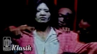 Ebiet G Ade - Isyu (Karaoke Video)