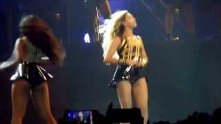 Beyonce crazy in love wardrobe malfunction lol