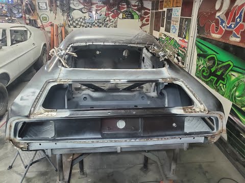 1971 Barracuda Roof install video Episode 9 E -body
