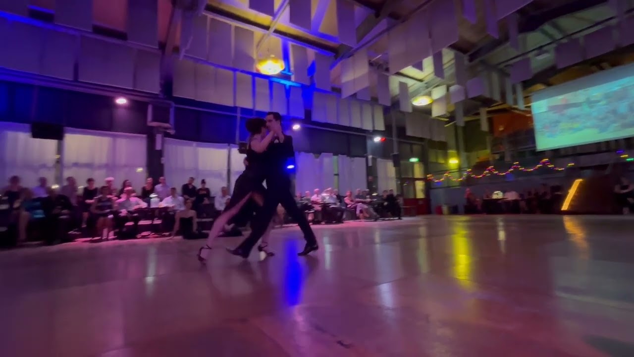 Marco Nodari y Claudia Cavagnini "Por la vuelta" @Gran milonga del Fortino (To) 22/2/2025 1-5