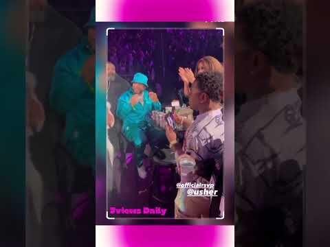 Why Usher gotta do Ray J like that 😩😂 #usher #rayj #bobbyvalentino #thedream #hiphopculture